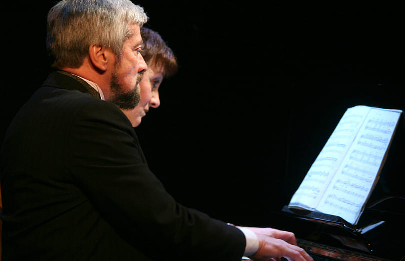 Твой образ милый и далёкий