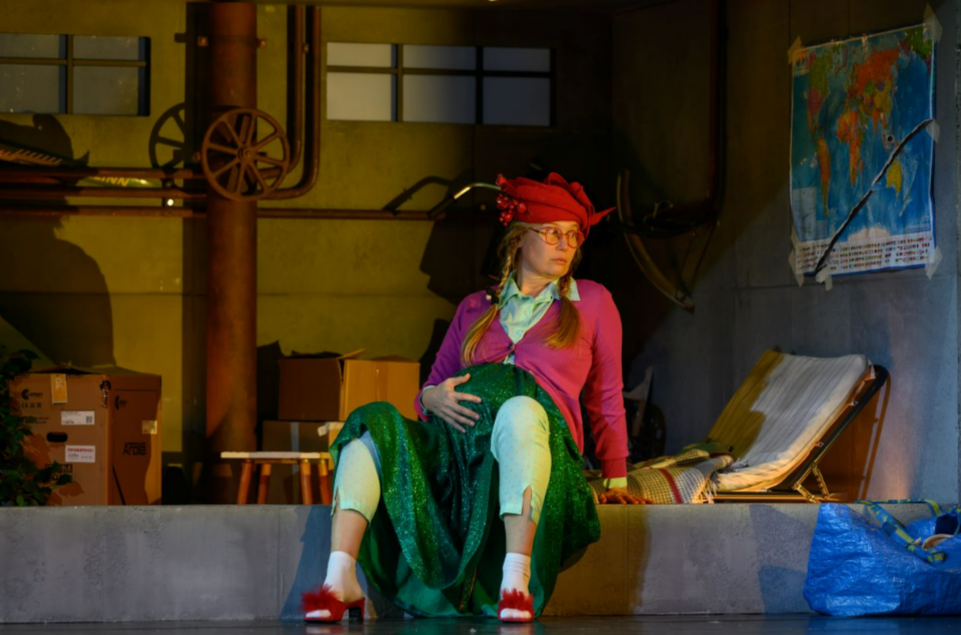 Жил. Был. Дом.