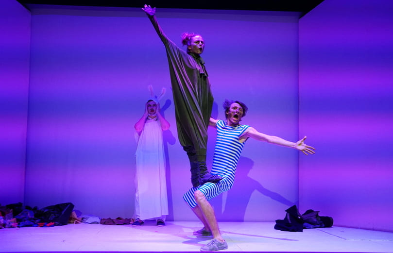 Удивительное путешествие кролика Эдварда