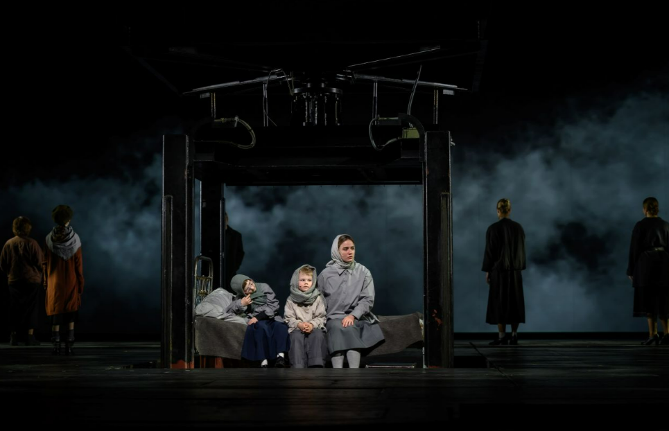 Двадцать дней без войны