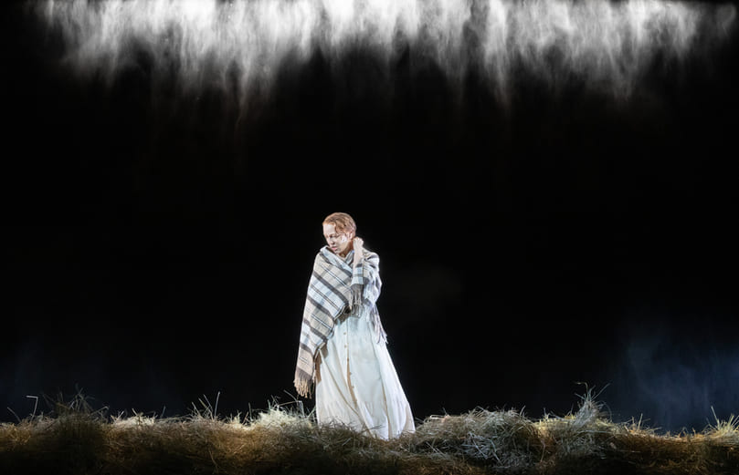 Месяц в деревне