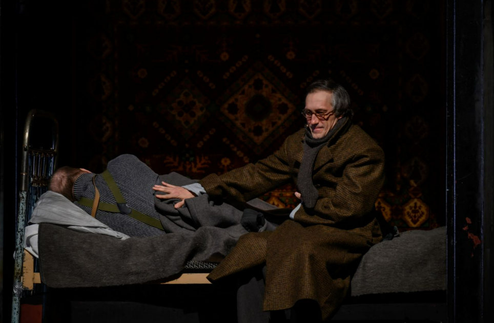 Двадцать дней без войны